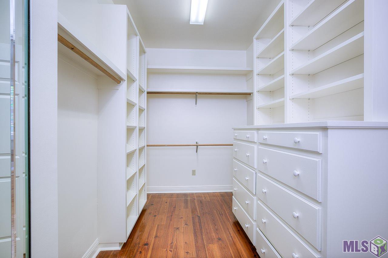 17521 Pecan Shadows Drive Baton Rouge, LA 70810 - Photo 21 of 41 Gallery Image 21