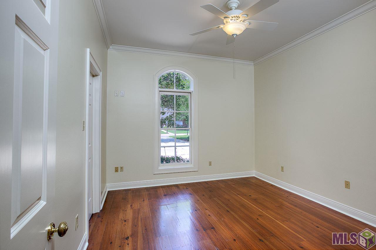 17521 Pecan Shadows Drive Baton Rouge, LA 70810 - Photo 24 of 41 Gallery Image 24