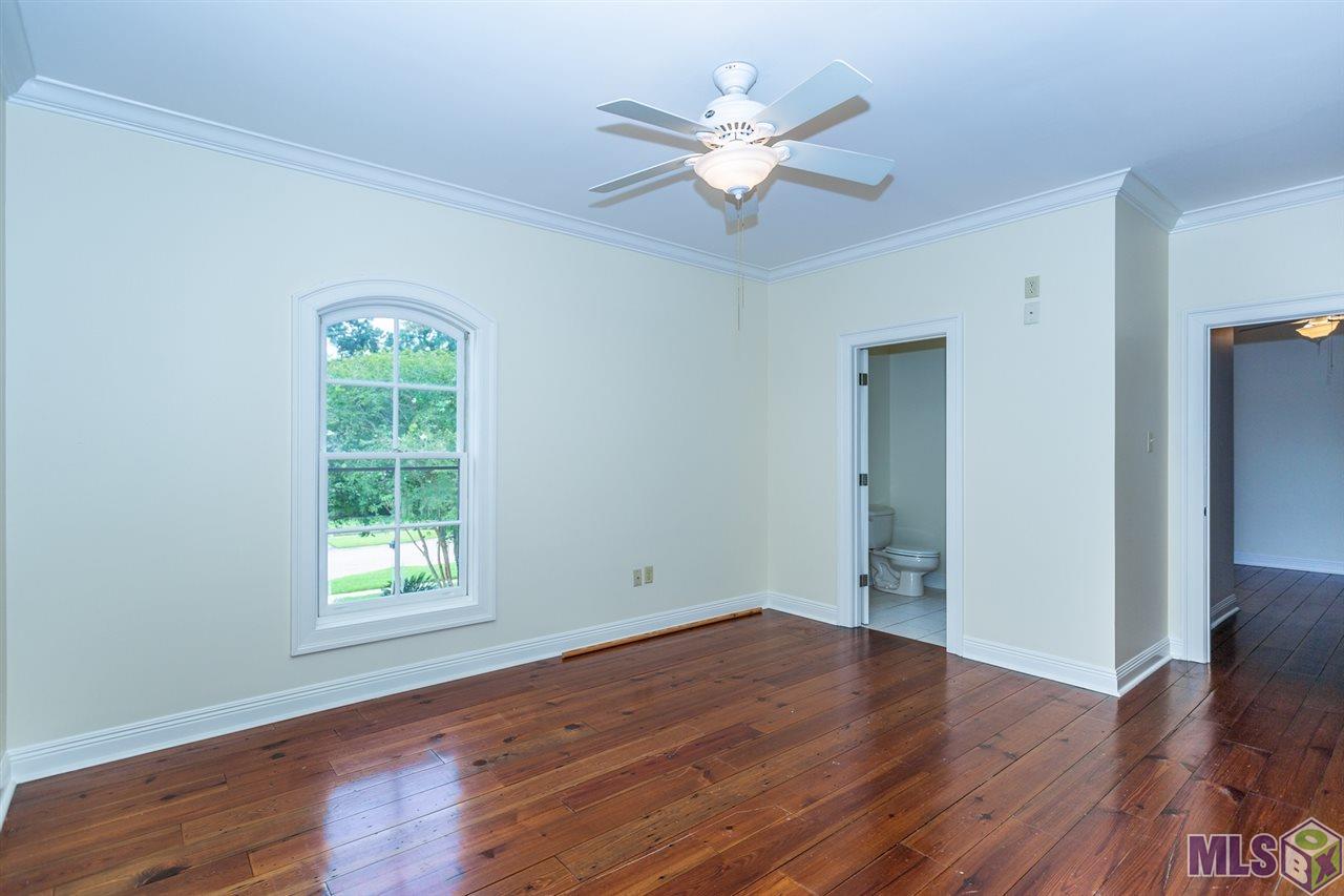 17521 Pecan Shadows Drive Baton Rouge, LA 70810 - Photo 30 of 41 Gallery Image 30