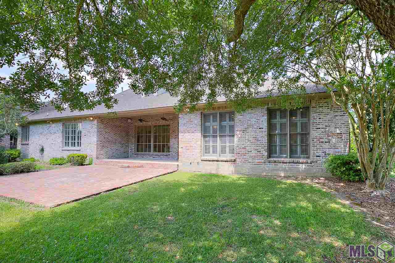 17521 Pecan Shadows Drive Baton Rouge, LA 70810 - Photo 34 of 41 Gallery Image 34