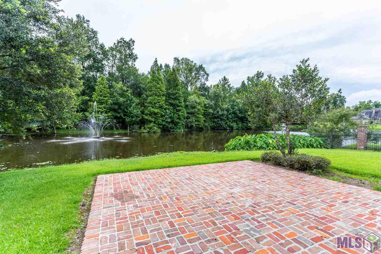 17521 Pecan Shadows Drive Baton Rouge, LA 70810 - Photo 38 of 41 Gallery Image 38