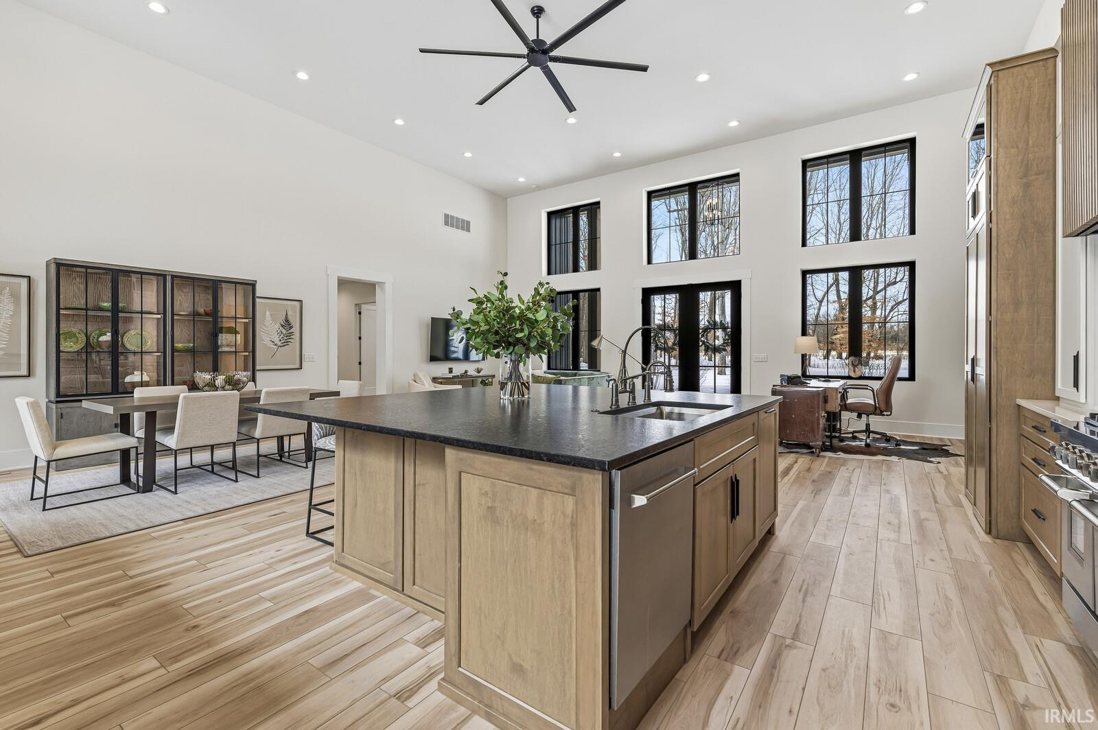 50678 Dolph Road Elkhart, IN 46514 - Photo 5 of 34