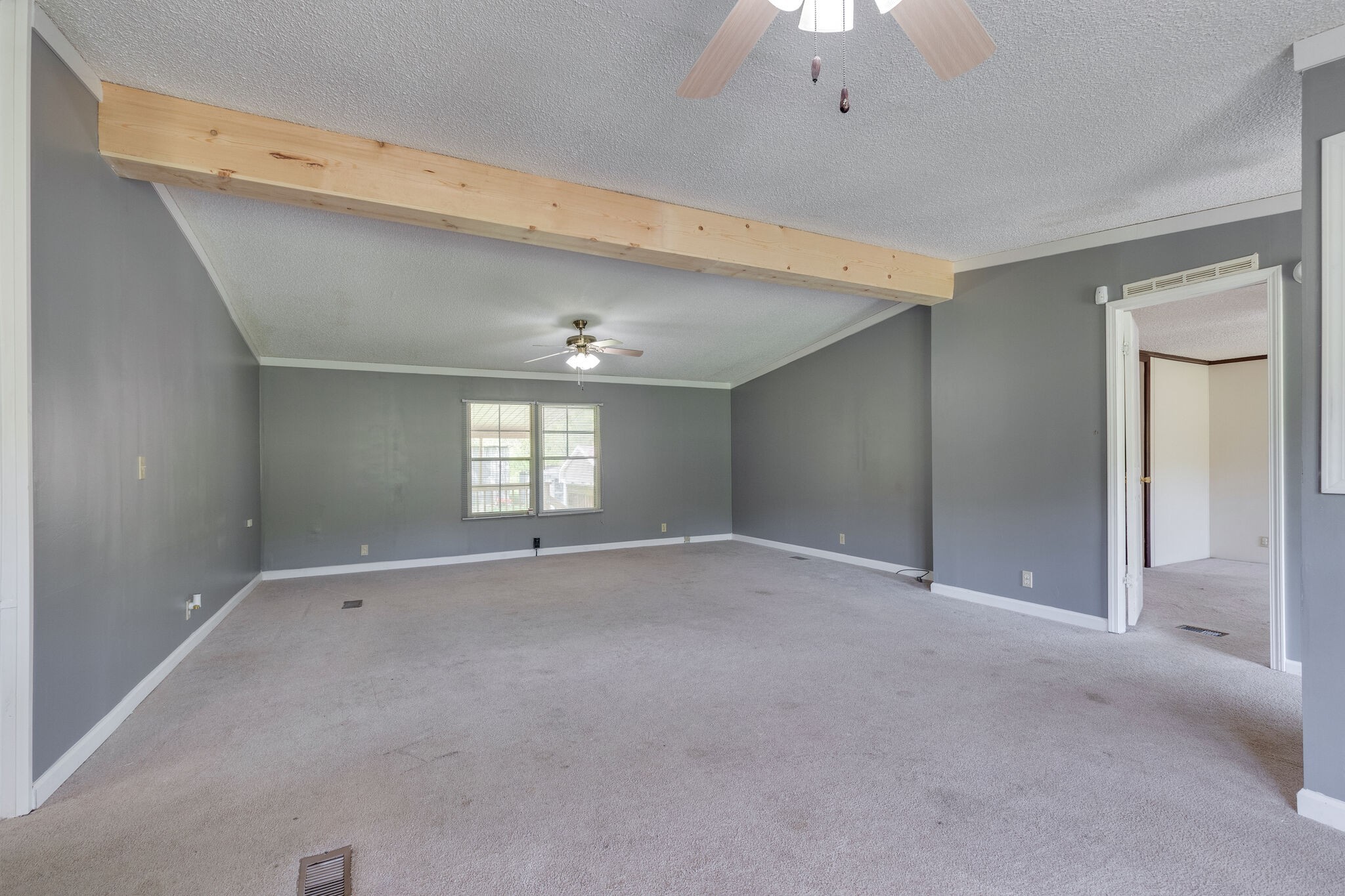 8390 West Sheepneck Road Mount Pleasant, TN 38474 - Photo 11 of 32 Gallery Image 11