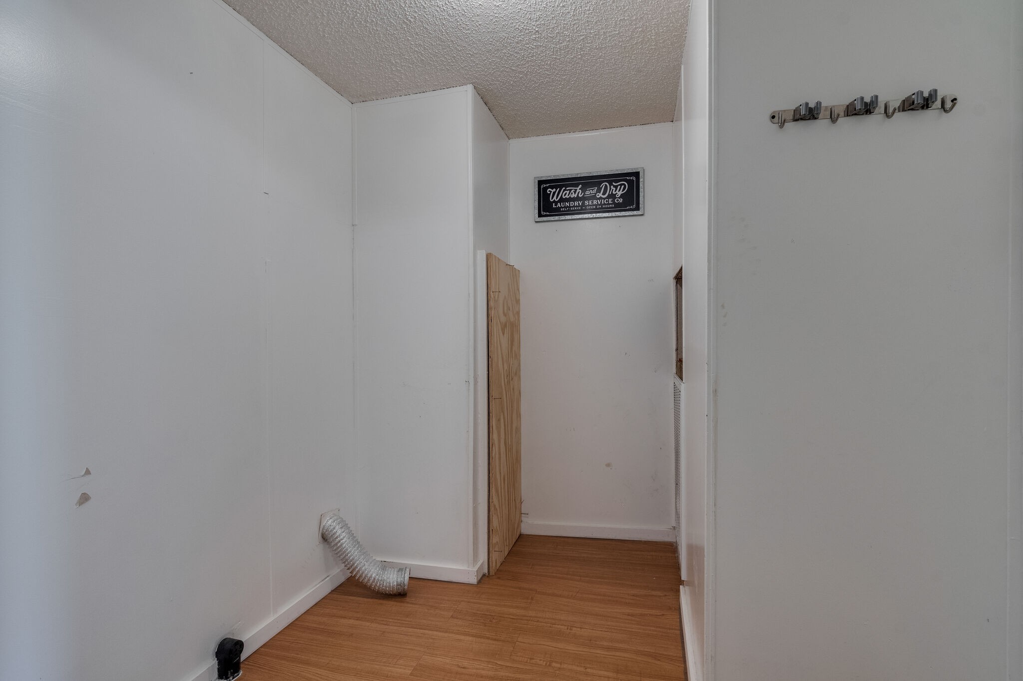 8390 West Sheepneck Road Mount Pleasant, TN 38474 - Photo 25 of 32 Gallery Image 25