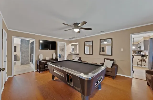 $385,000 | 1406 Shadybrook Drive, DeSoto, TX 75115