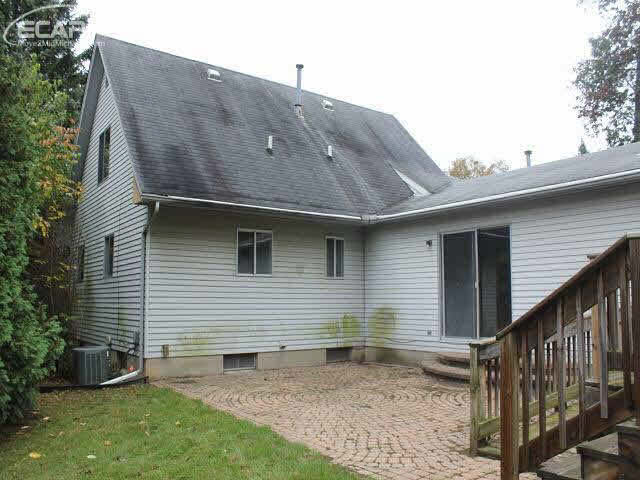 5551 Independence Colony Road Grand Blanc, MI 48439 - Photo 26 of 32 21381955-25.JPG