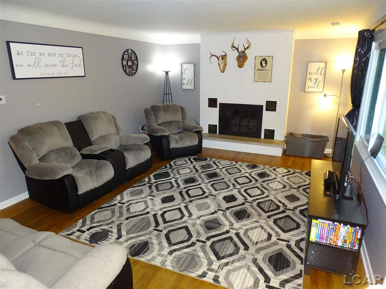 8170 Clinton Road Jackson, MI 49201 - Photo 3 of 30