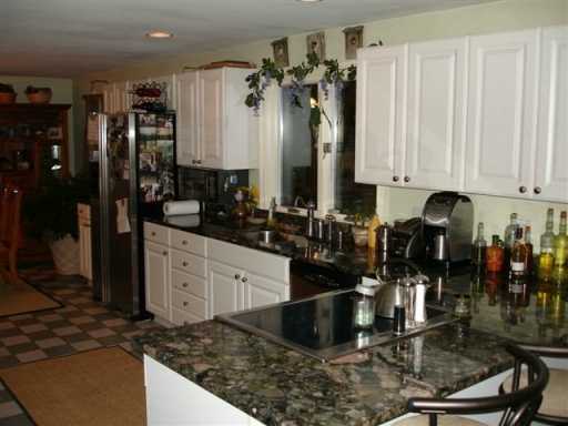 106 Birch Swamp Road Warren, RI 02885 - Photo 3 of 8 Other.