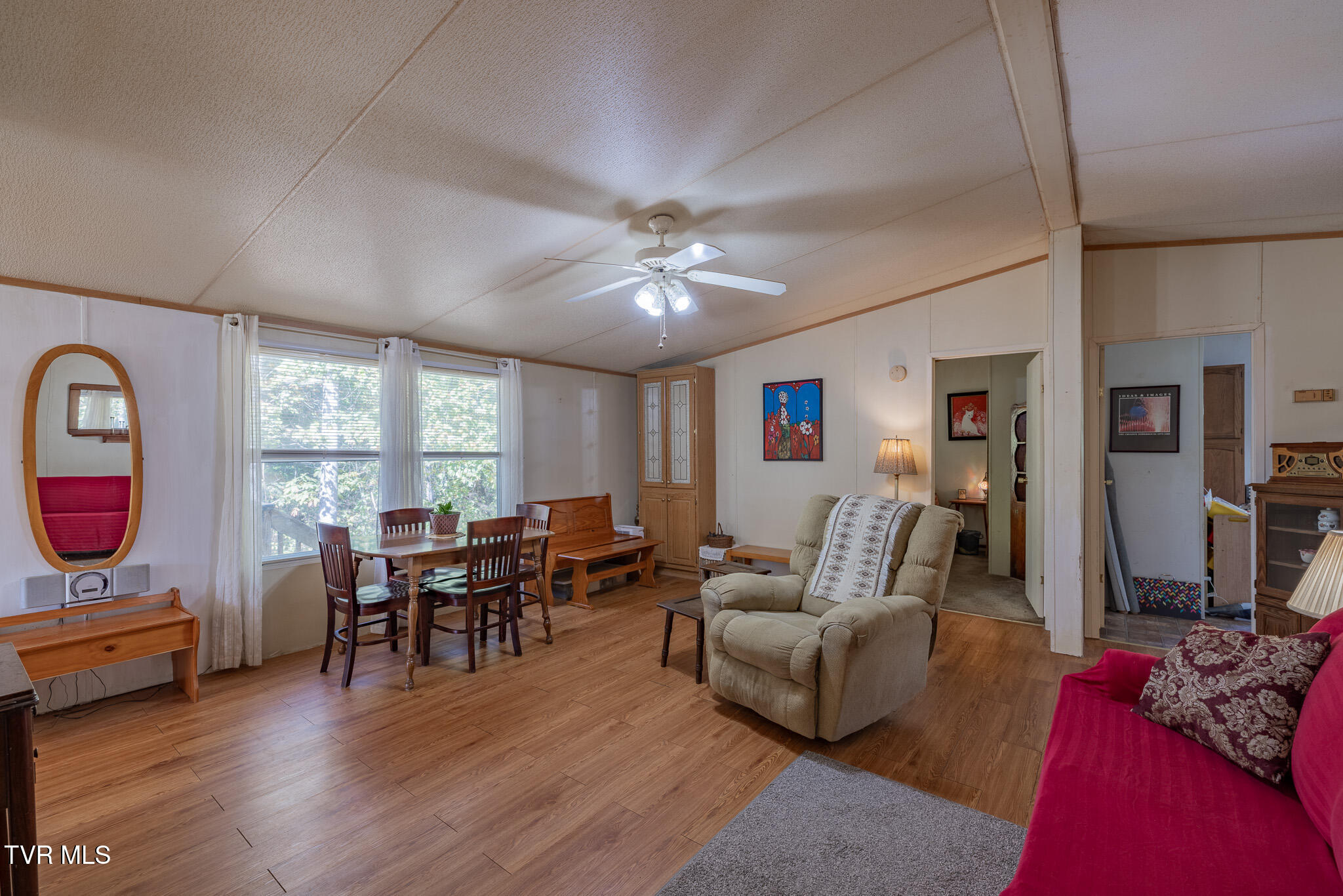 750 Gass Memorial Road Greeneville, TN 37745 - Photo 11 of 32 1R9A0439-HDR