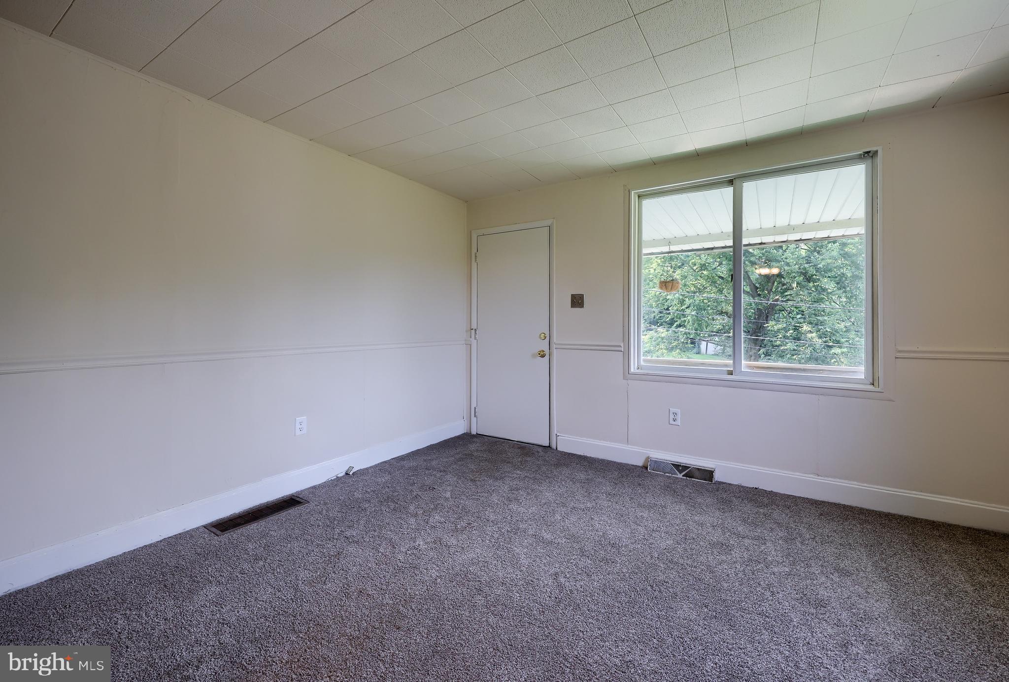 123 Tri Hill Road York, PA 17403 - Photo 8 of 25 Gallery Image 8
