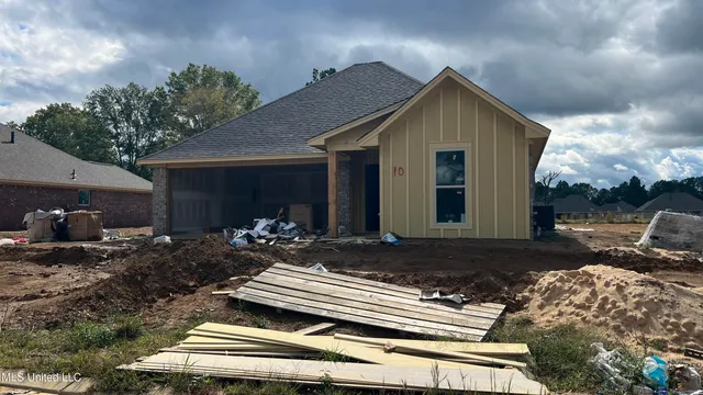 $314,999 | 567 Patrick Farms Drive, Pearl, MS 39208