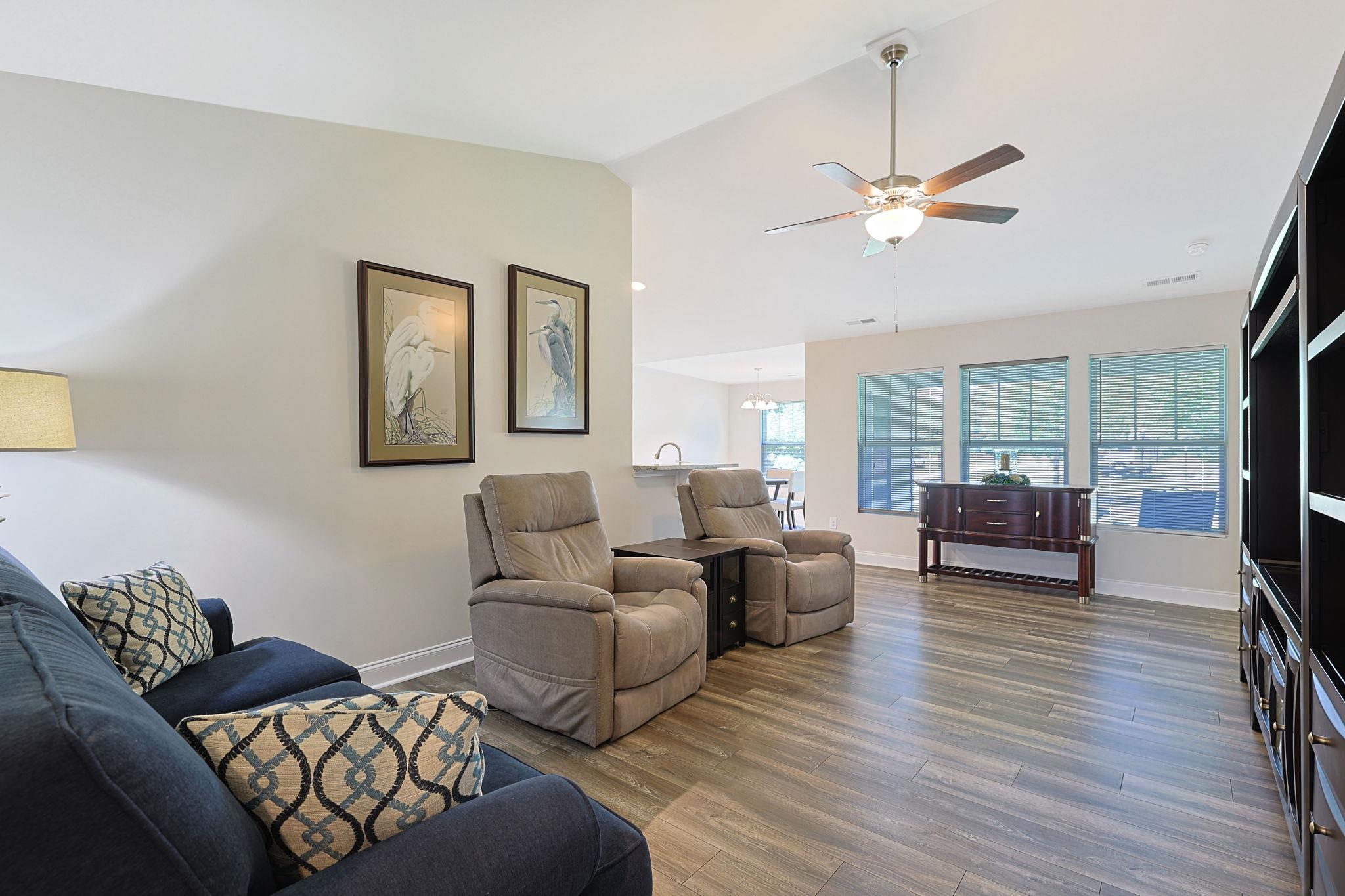 112 Ringding Drive Conway, SC 29526 - Photo 2 of 28