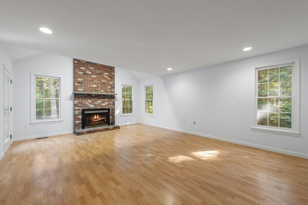 8 Burnt Bridge Road Sharon, MA 02067 - Photo 4 of 39 Gallery Image 4