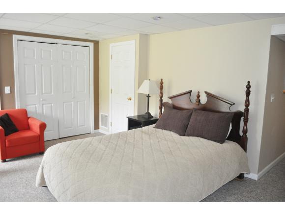 6 Standish Way, Unit 4 Amherst, NH 03031 - Photo 29 of 35 Gallery Image 29
