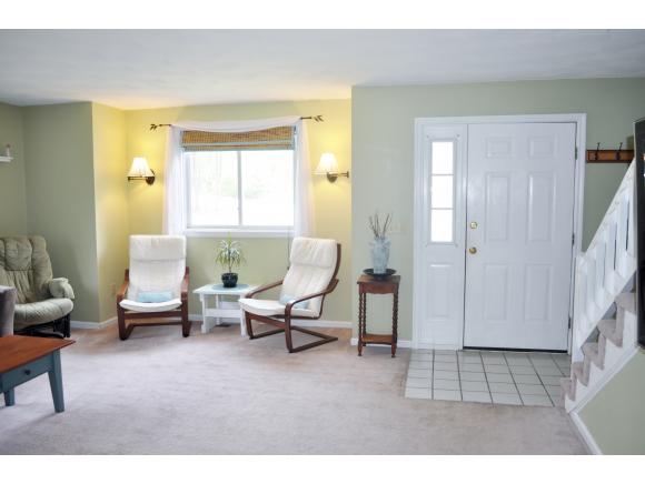 6 Standish Way, Unit 4 Amherst, NH 03031 - Photo 10 of 35 Gallery Image 10