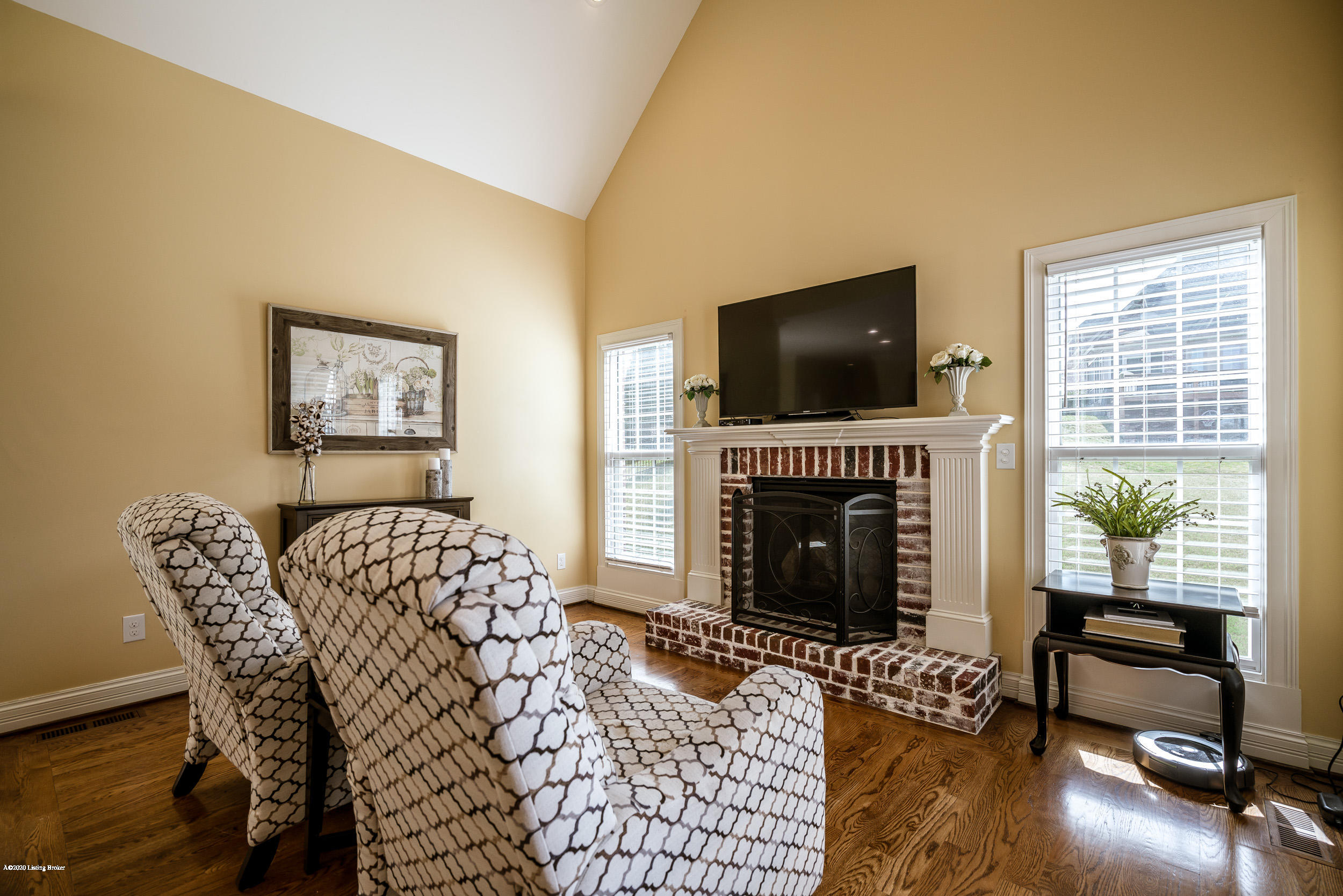 13314 Ridgemoor Drive Prospect, KY 40059 - Photo 25 of 76 Hearth Room