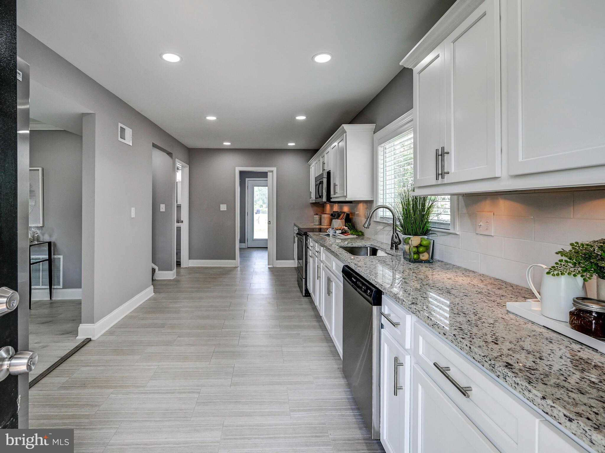 8118 Bullneck Road Baltimore, MD 21222 - Photo 17 of 48