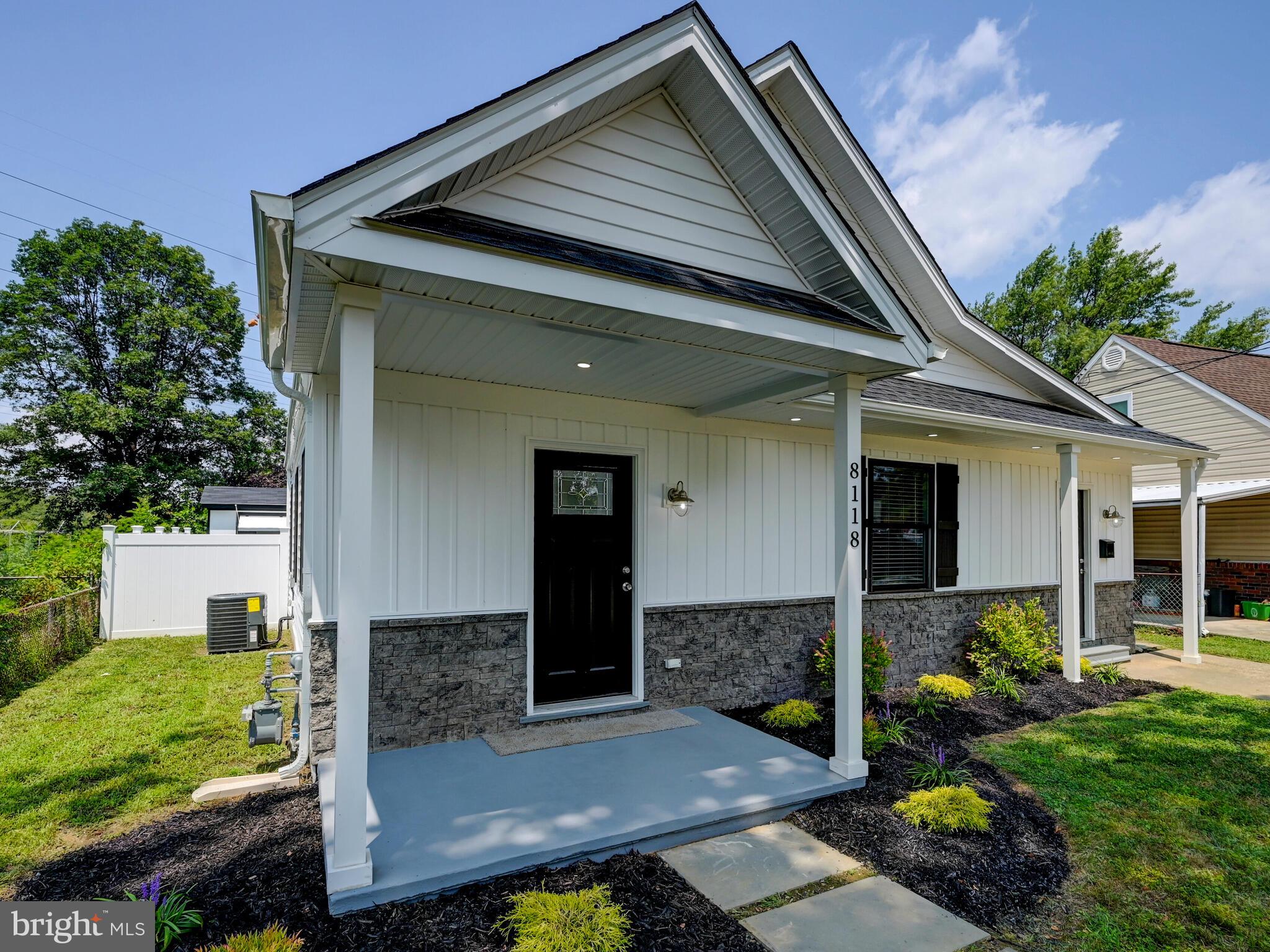 8118 Bullneck Road Baltimore, MD 21222 - Photo 6 of 48