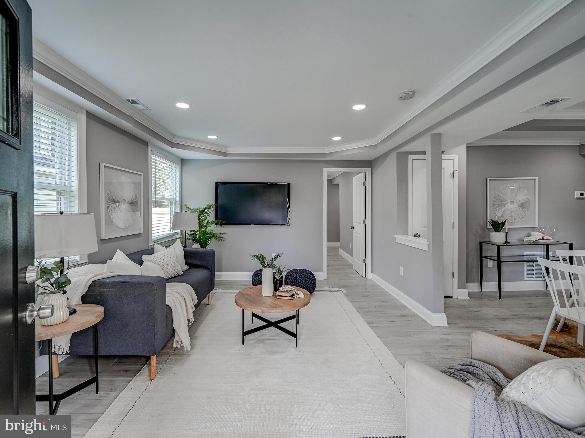 8118 Bullneck Road Baltimore, MD 21222 - Photo 7 of 48 Family Room