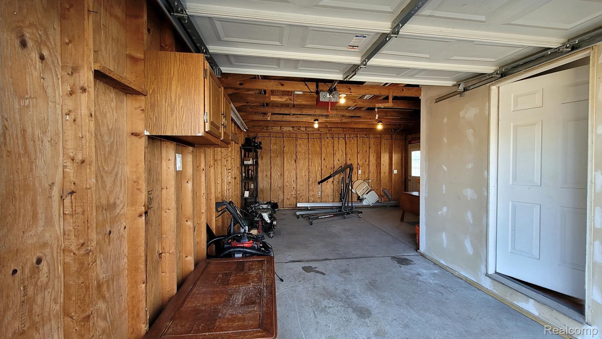 28943 Pennsylvania Road Romulus, MI 48174 - Photo 15 of 16 Gallery Image 15