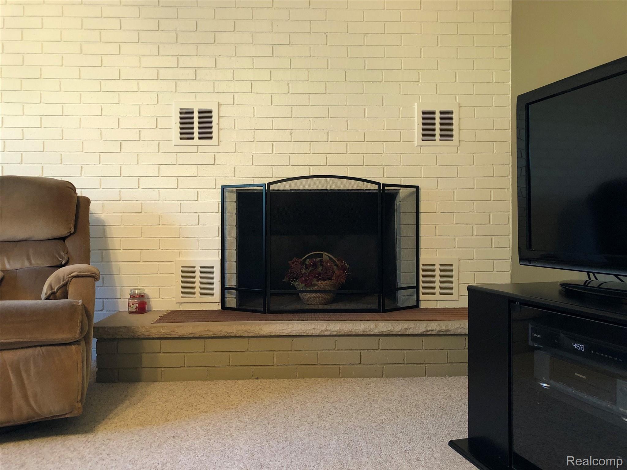 2841 Grant Road Rochester, MI 48309 - Photo 30 of 47 image00091.jpeg