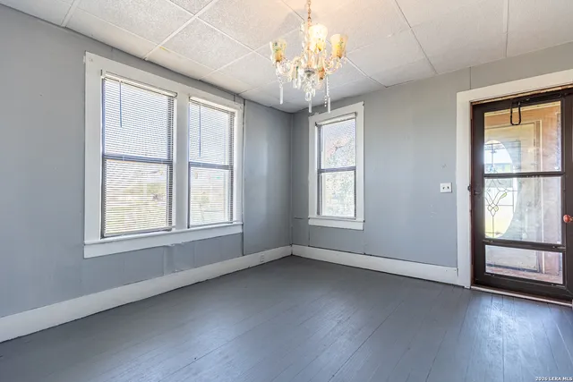 a view of livingroom with window