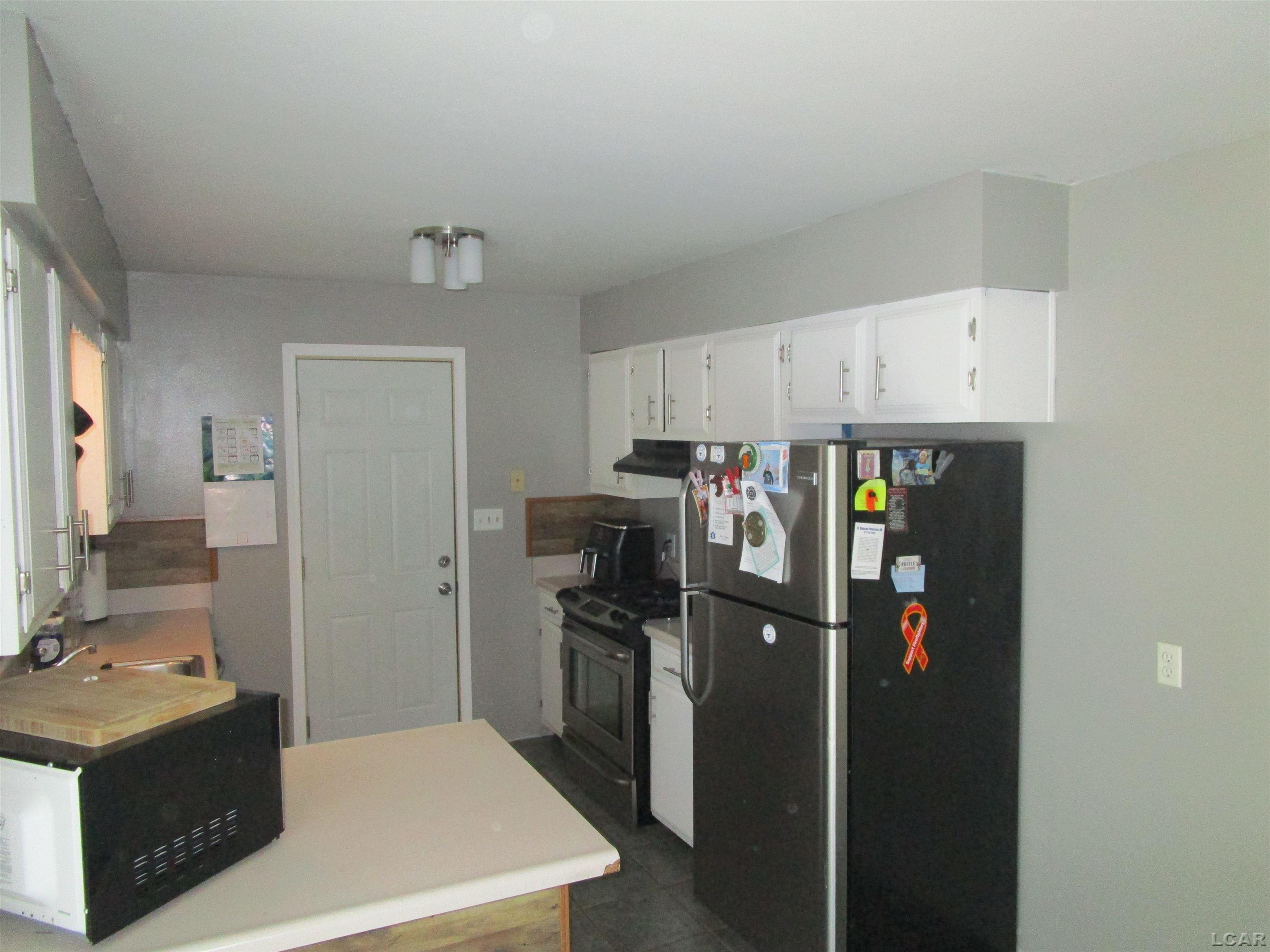 2631 Gady Road Adrian, MI 49221 - Photo 17 of 27 50087677-34.JPG