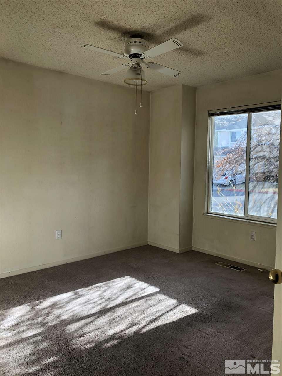4562 Creekside Circle Reno, NV 89502 - Photo 6 of 9 Photo 6