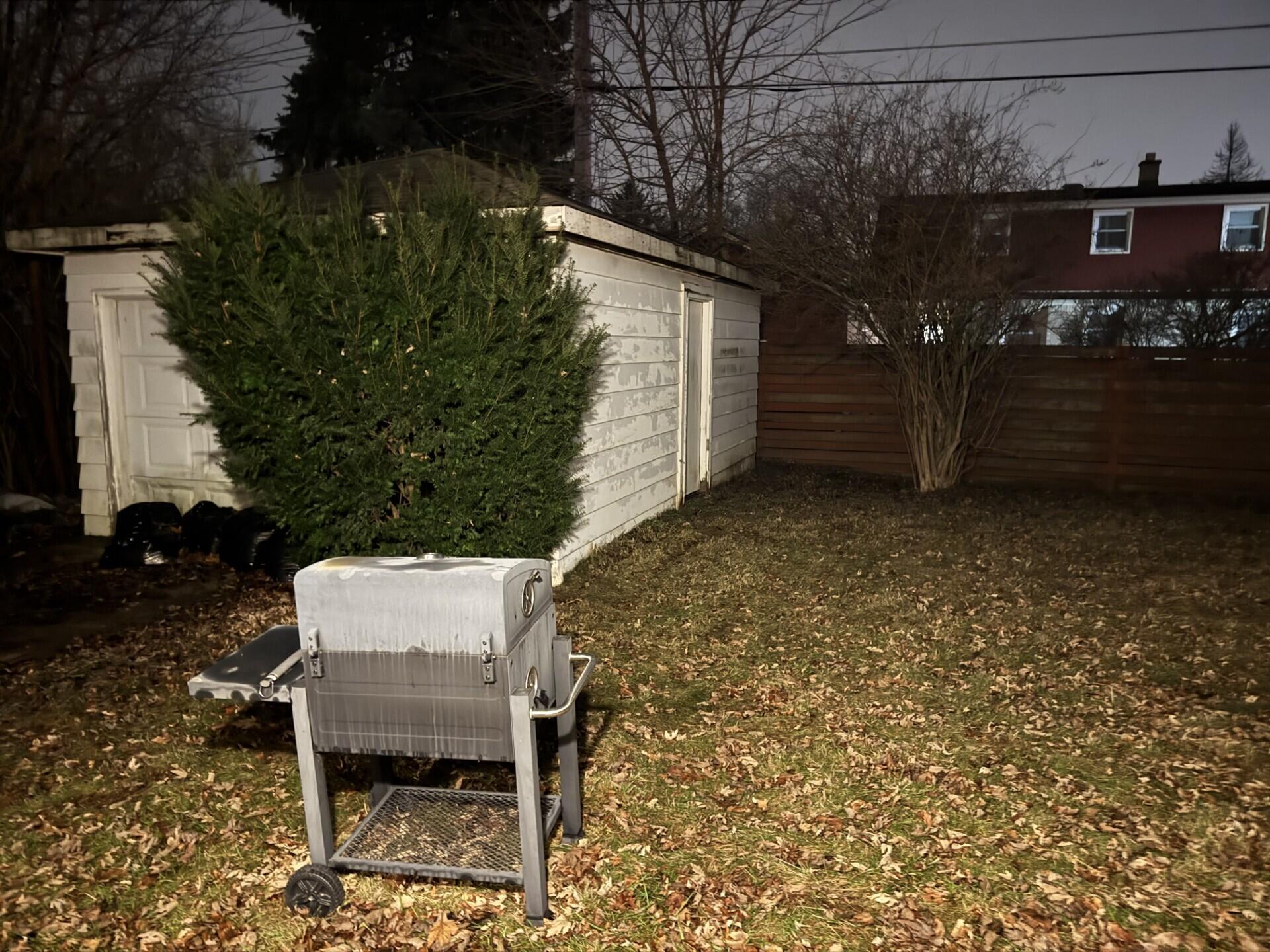 821 Saxony Drive Racine, WI 53402 - Photo 16 of 19 Garage