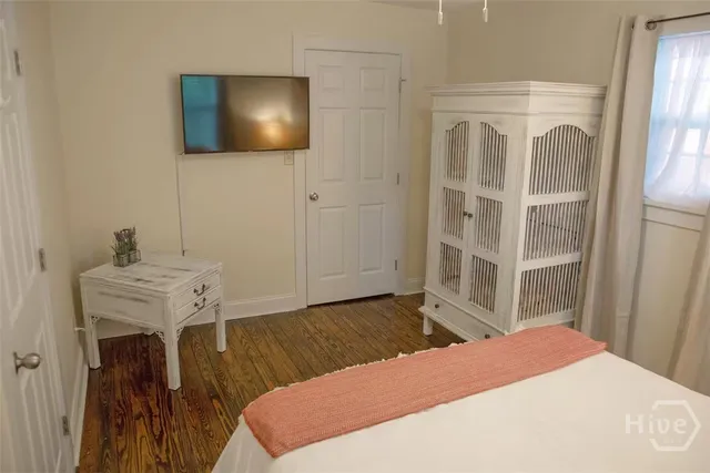 $2,400 | 1827 Greenville Street, Savannah, GA 31404