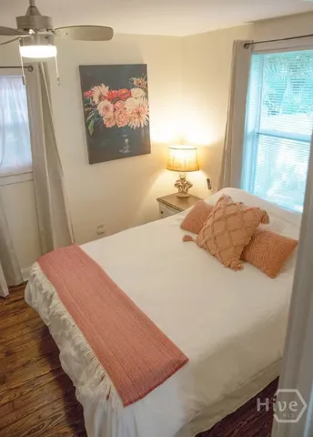 $2,400 | 1827 Greenville Street, Savannah, GA 31404