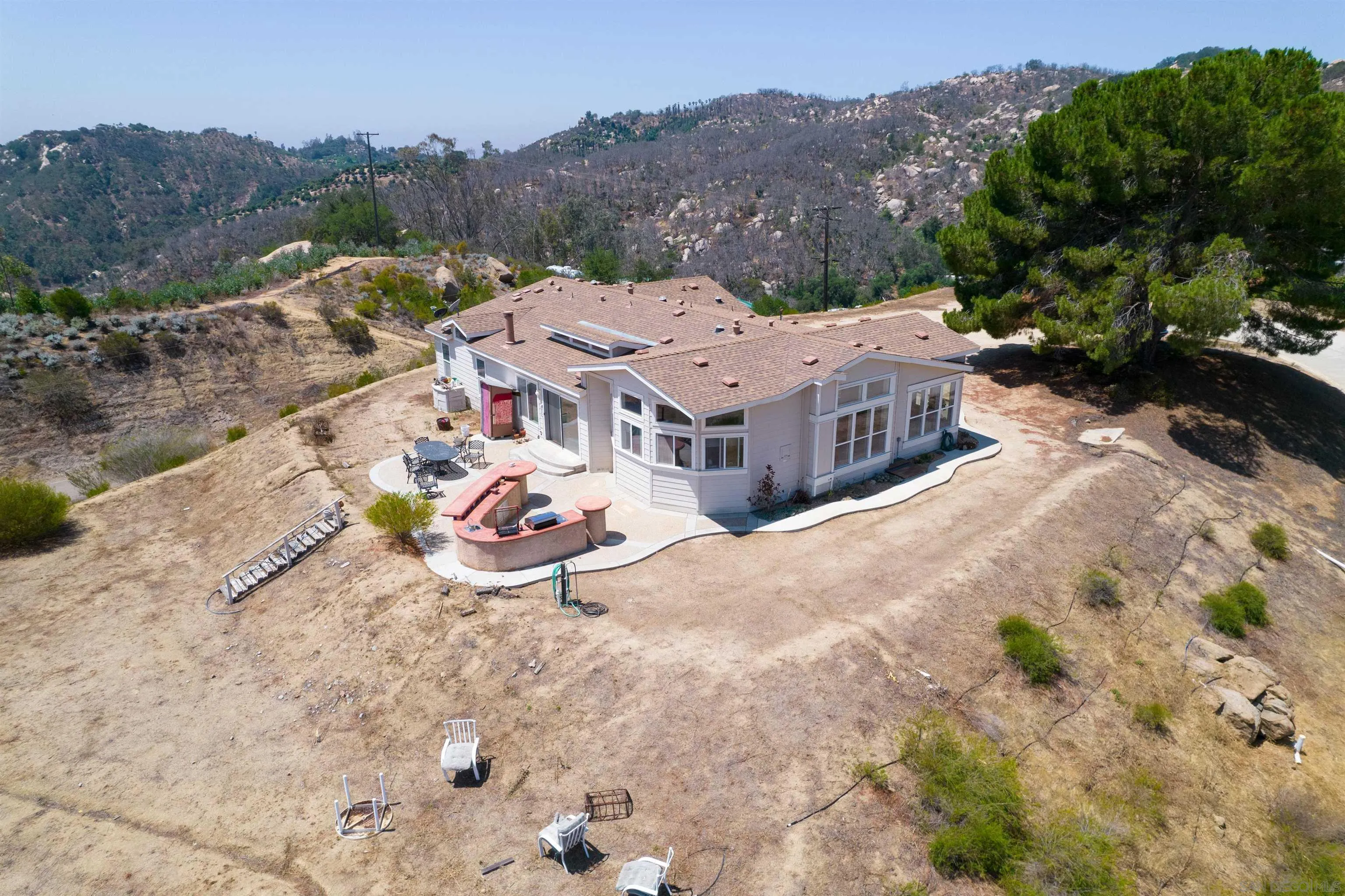 3446 De Luz Heights Road Fallbrook, CA 92028 - Photo 3 of 40 Gallery Image 3