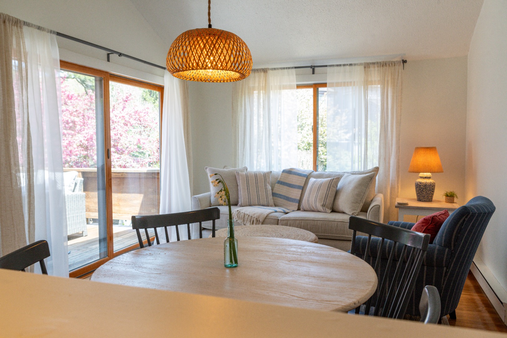 4 Quail Run Road, Unit 21 Oak Bluffs, MA 02557 - Photo 2 of 26
