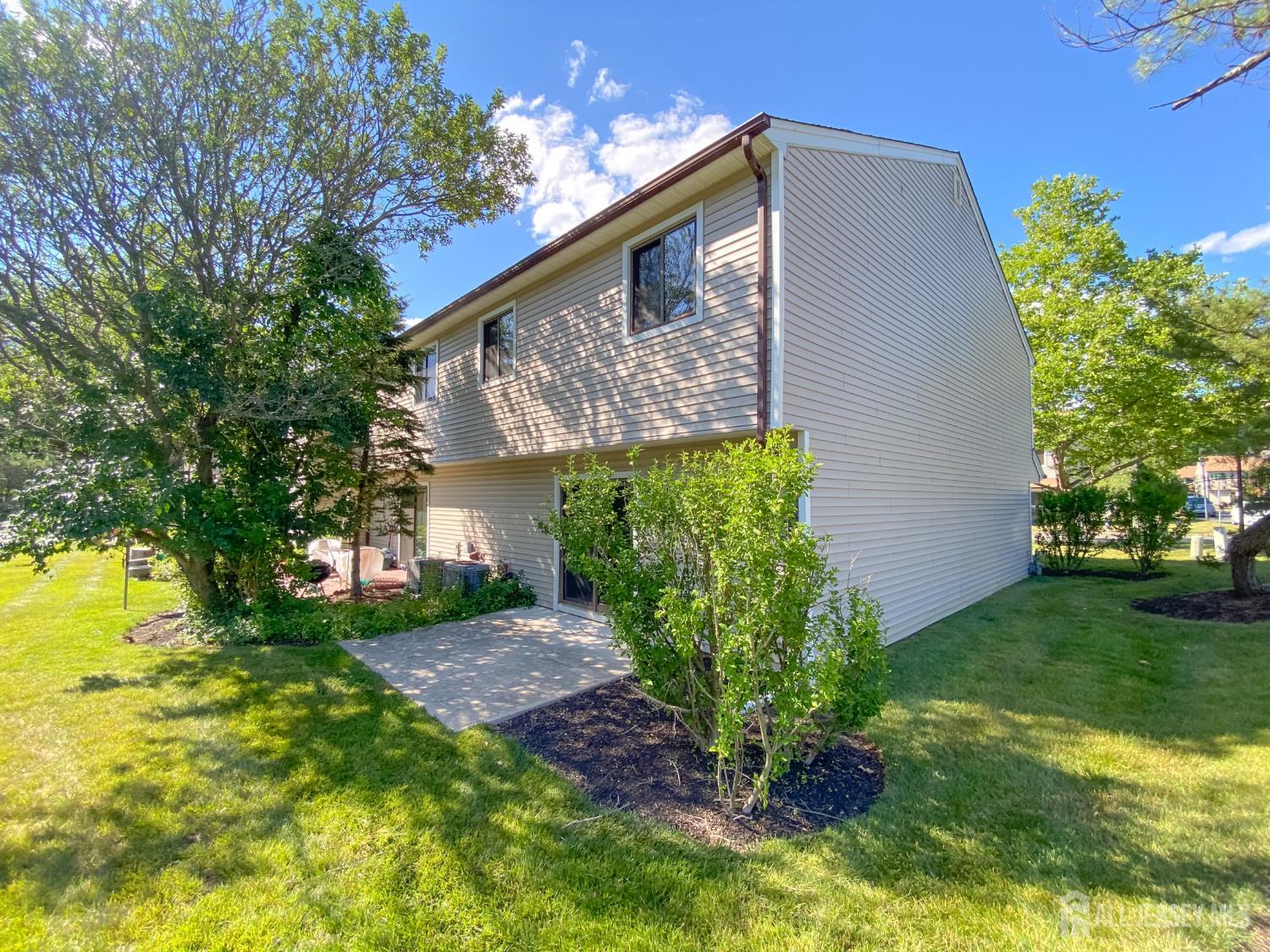 1 Orchid Court Edison, NJ 08820 - Photo 2 of 28