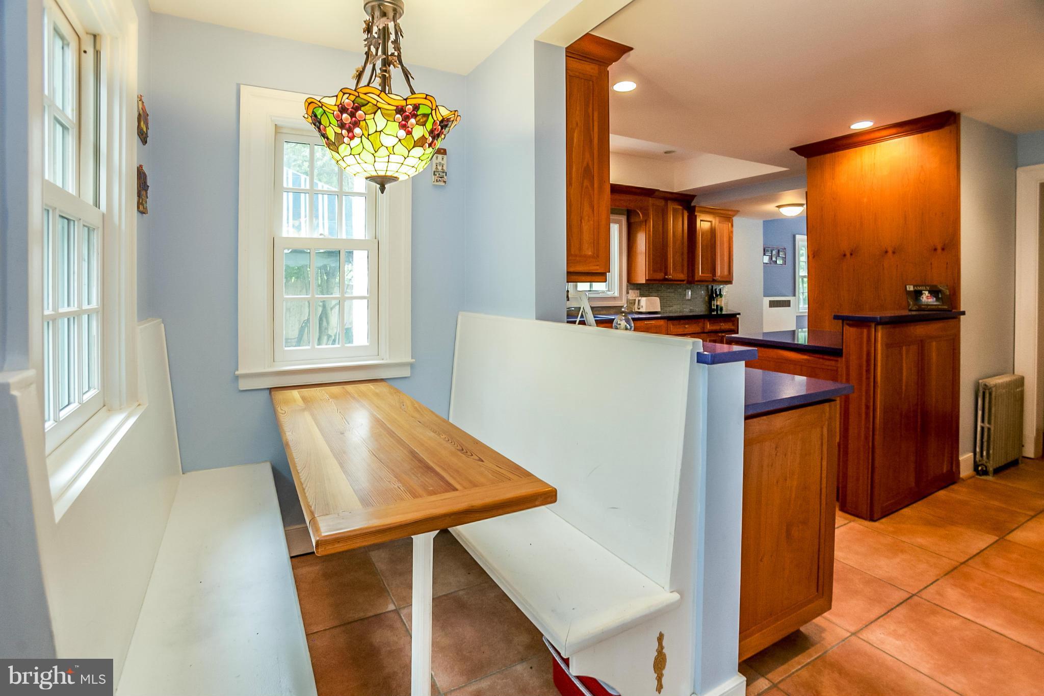 1500 Dunlora Road Baltimore, MD 21204 - Photo 12 of 30 Adorable Breakfast Nook