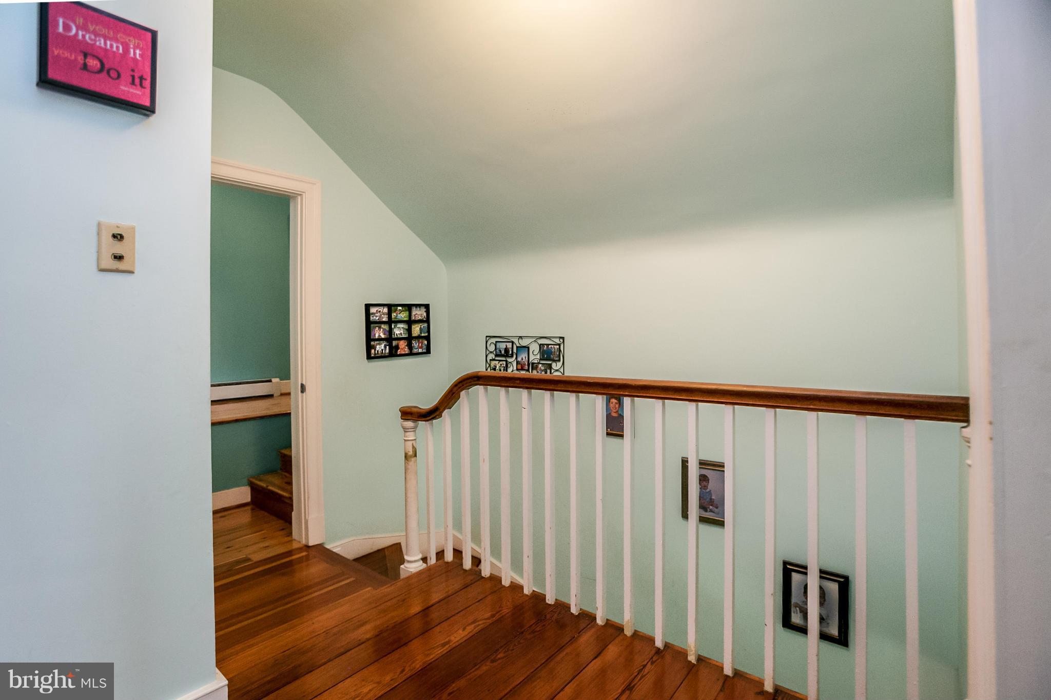 1500 Dunlora Road Baltimore, MD 21204 - Photo 13 of 30 3 Expansive BRs in Upper Level