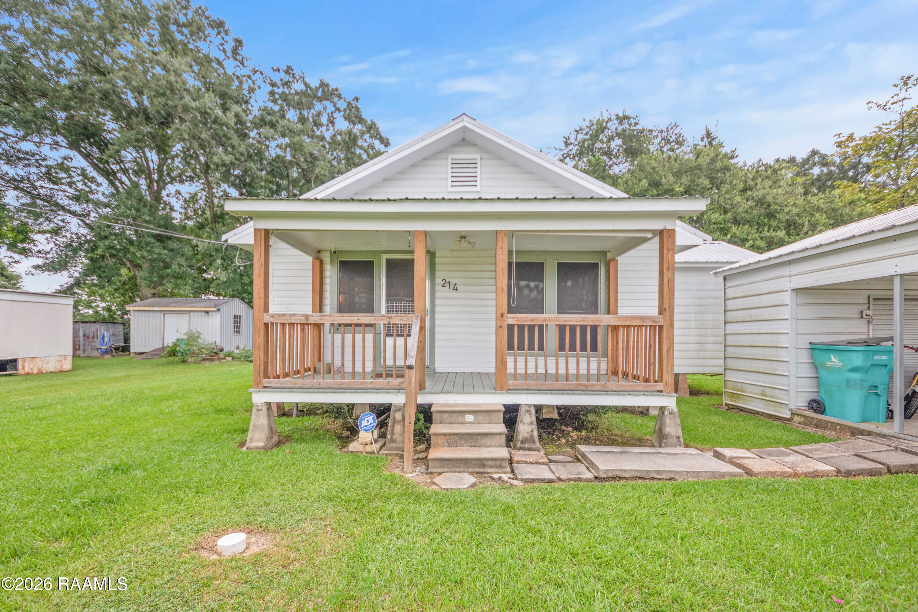 214 Oak Road Church Point, LA 70525 - Photo 1 of 23 214 Oak Church Point-7