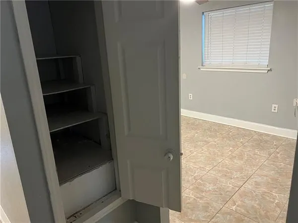 $1,800 | 2716 Riverland Drive, Chalmette, LA 70043