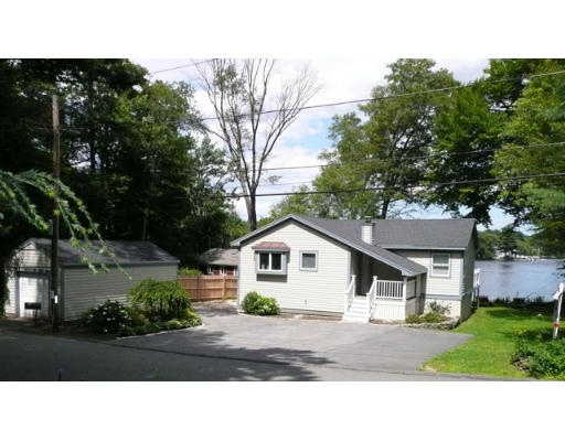 198 Echo Cove Road Hamilton, MA 01982 - Photo 3 of 17 Gallery Image 3