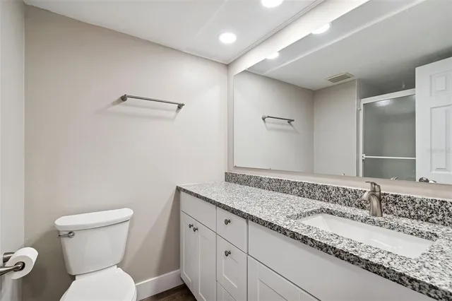 $239,000 | 225 Country Club Drive, Unit E148, Largo, FL 33771