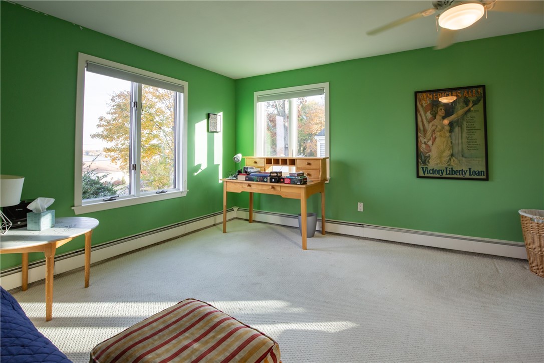 58 Overhill Road Warren, RI 02885 - Photo 21 of 40