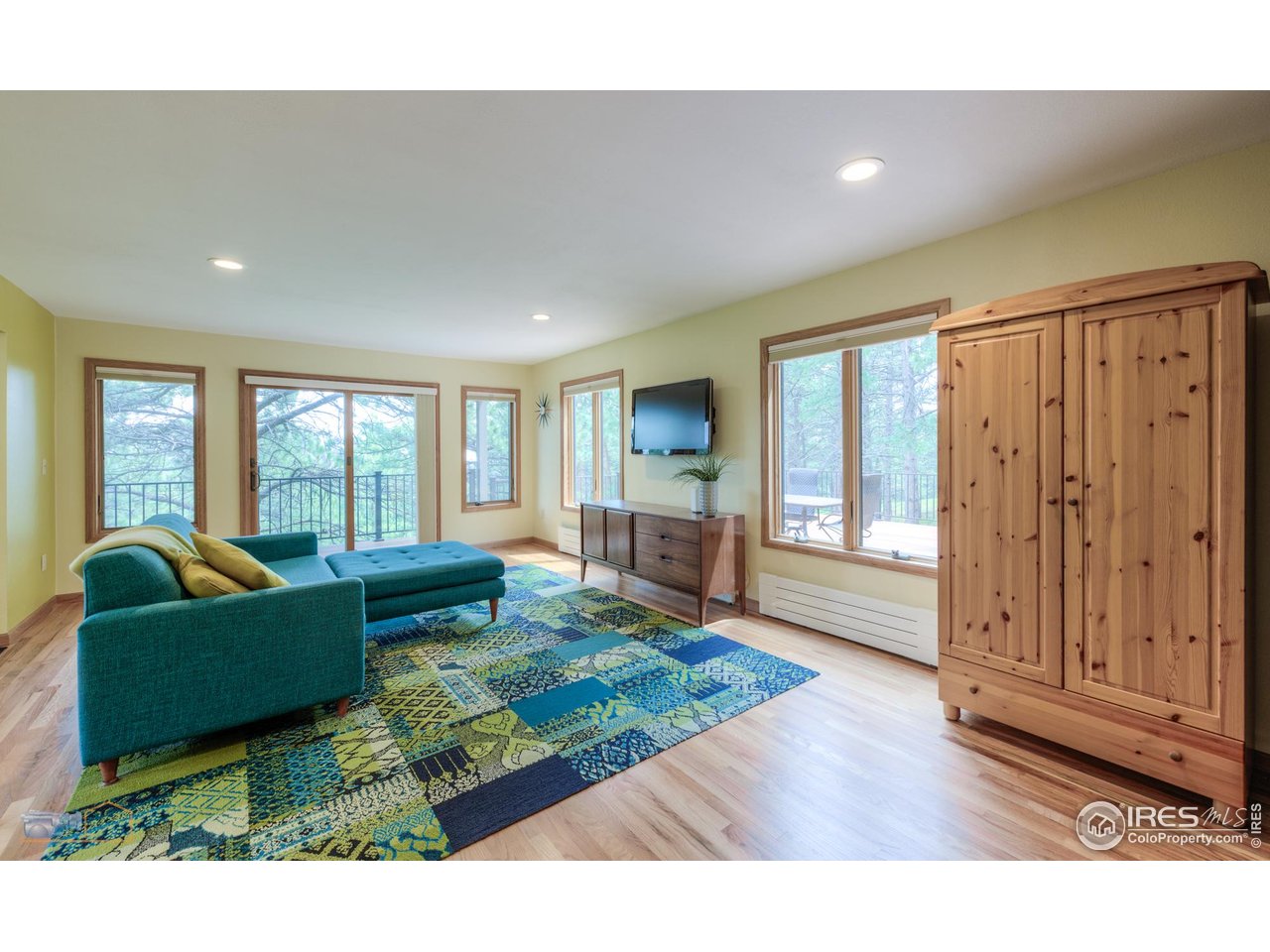 335 Pine Tree Lane Boulder, CO 80304 - Photo 20 of 46 Family room in lower level
