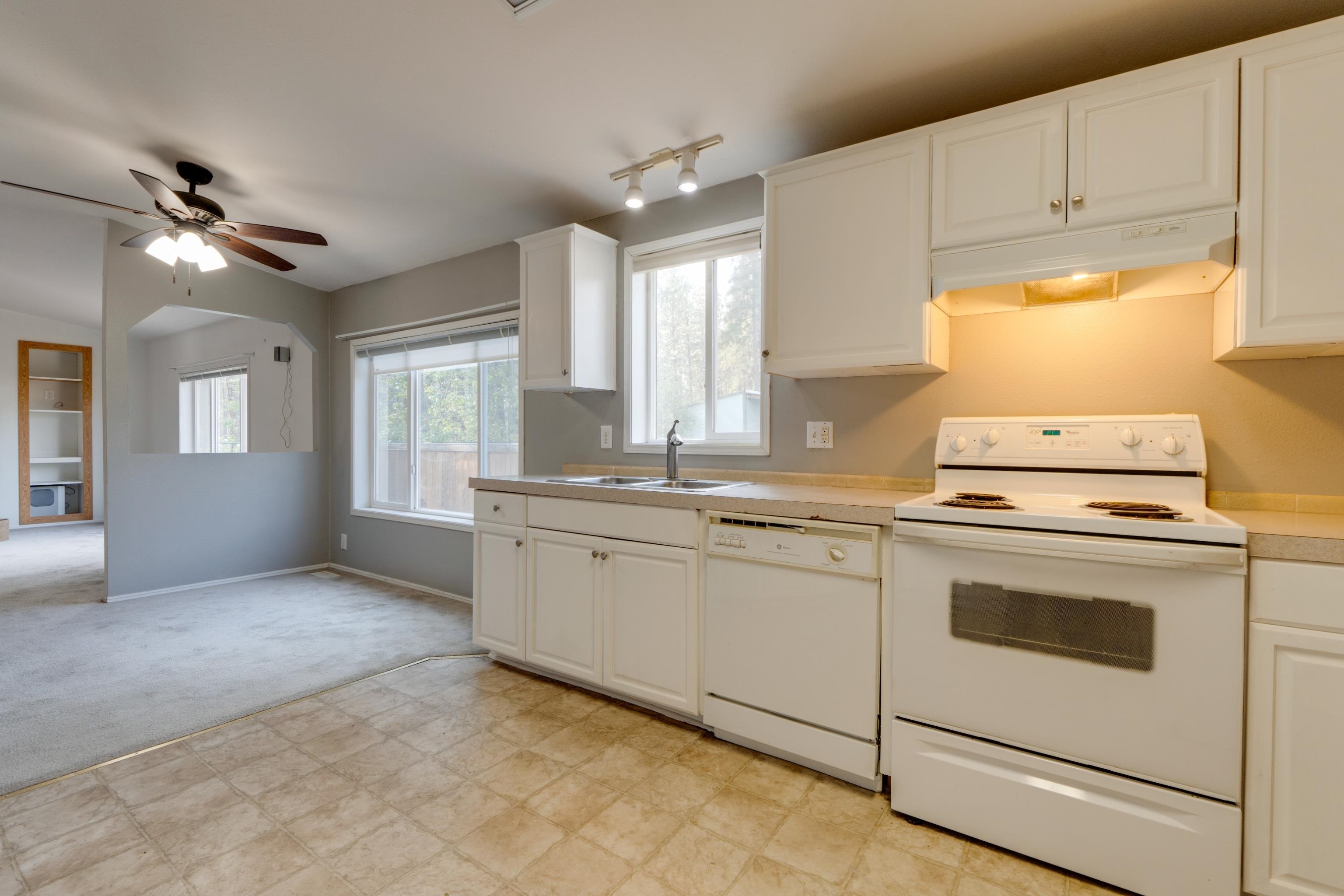 3110 East Chattaroy Road, Unit 74 Chattaroy, WA 99003 - Photo 14 of 46