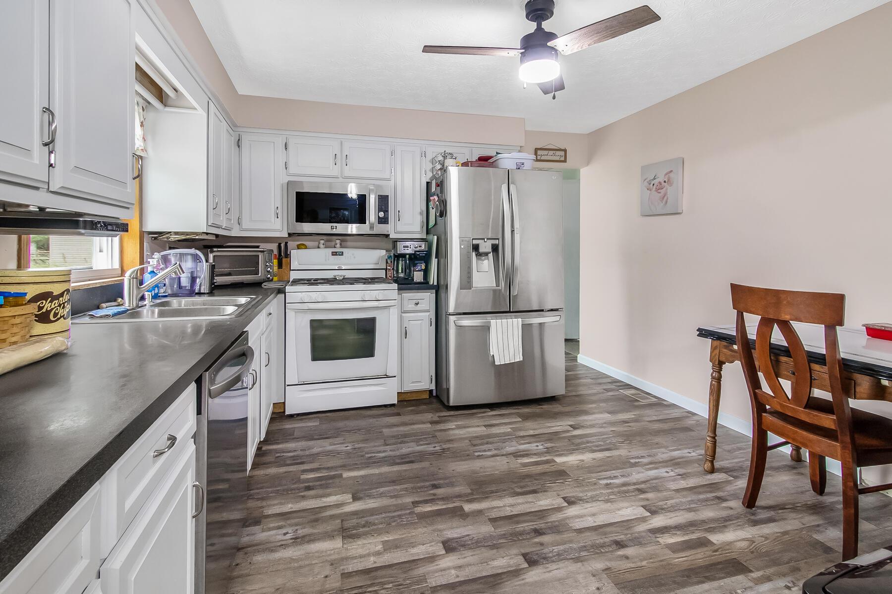 980 Hills-Miller Road Delaware, OH 43015 - Photo 23 of 50 Kitchen
