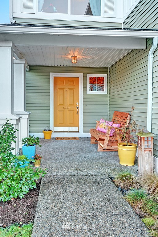 15416 146th Place Southeast Renton, WA 98058 - Photo 2 of 18