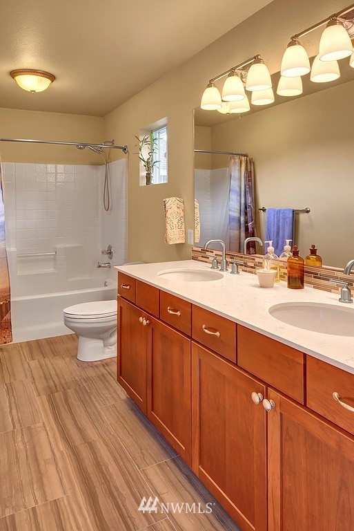 15416 146th Place Southeast Renton, WA 98058 - Photo 13 of 18