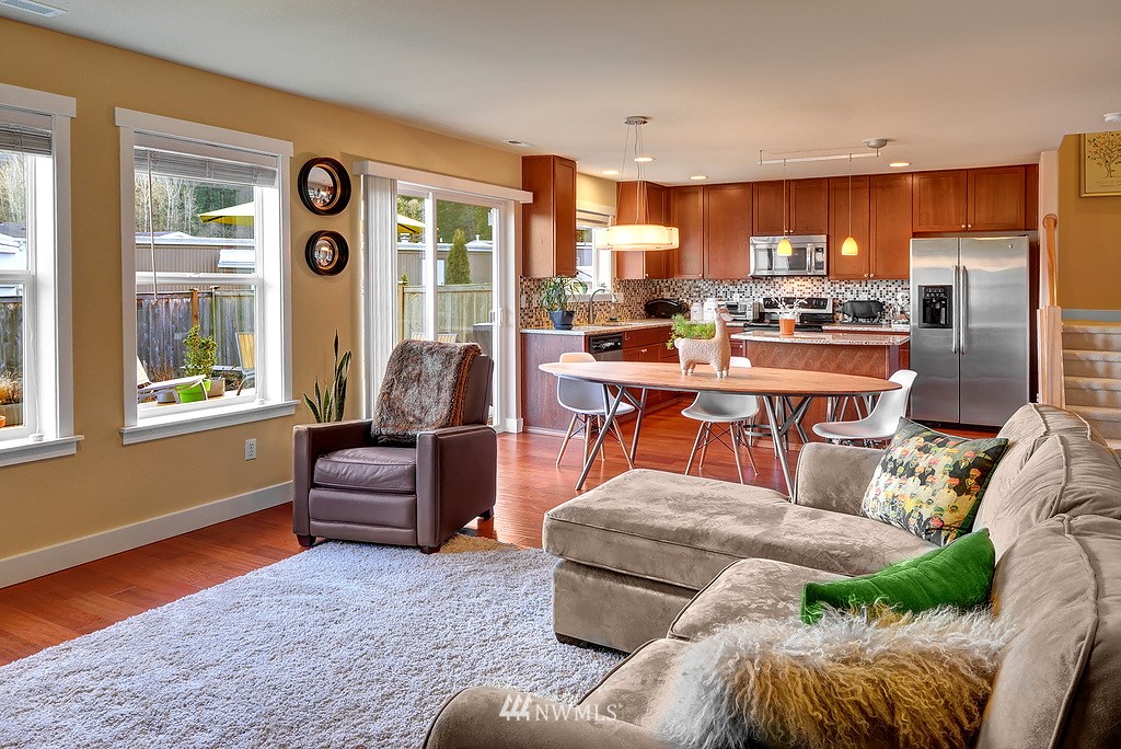 15416 146th Place Southeast Renton, WA 98058 - Photo 5 of 18
