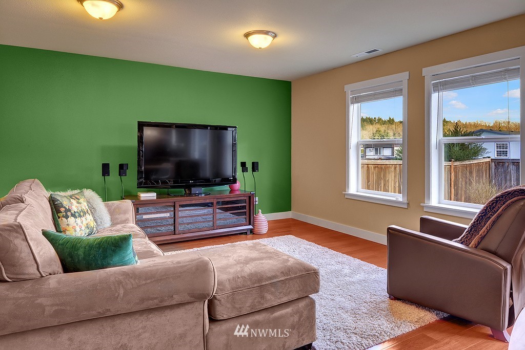 15416 146th Place Southeast Renton, WA 98058 - Photo 6 of 18
