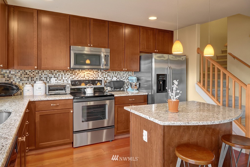 15416 146th Place Southeast Renton, WA 98058 - Photo 9 of 18