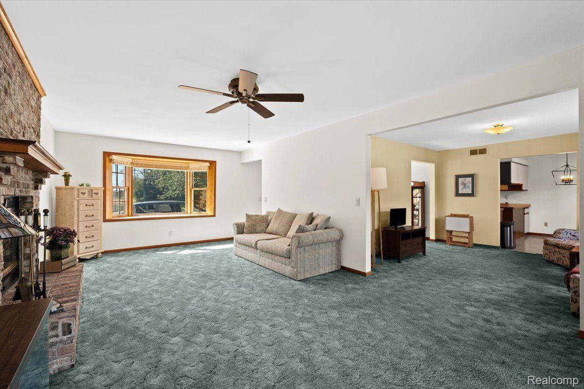 2198 Argentine Road Howell, MI 48855 - Photo 6 of 39 2198 Argentine Rd